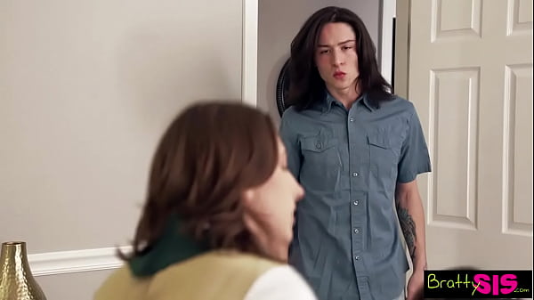 Step Sis "Buy my box of cookies!" S18:E5