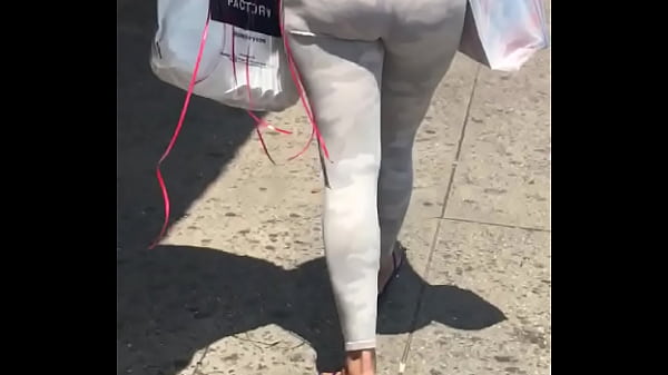 thumb ass