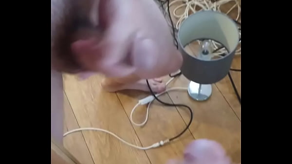 thumb cum