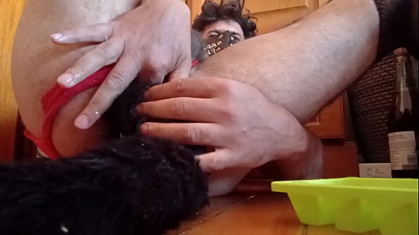 Petsissyslut - Icy cold Plug and ice, To my mis...