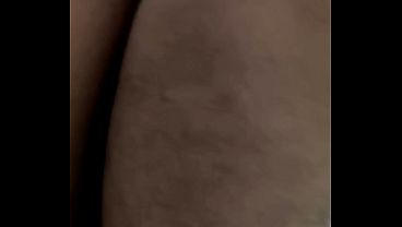 شرموطة متجوزة ممحونة تمص زب جارها في حمام  وتتناك من طيزها  كبيرة سكس عرب ساخن  جديد