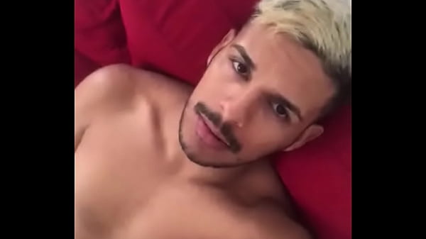 Punheta gostosa 920405366