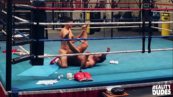 (Draven Navarro) Practice His Boxing Skill While (Alex Rim) Fantasizes About His Masculine Body - Reality Dudes