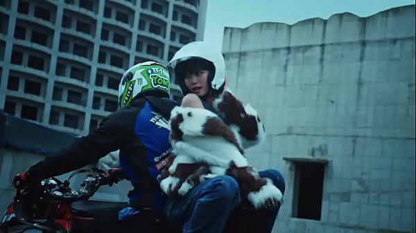 LE SSERAFIM / ANTIFRAGILE - OFFICIAL [MV]