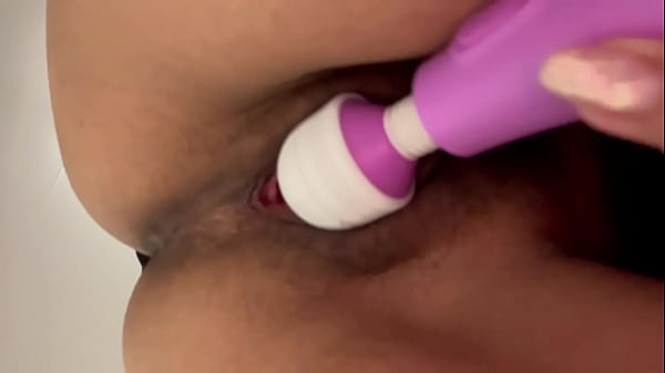 I decided to masturbate today. I felt good masturbating while imagining a big dick inside me...