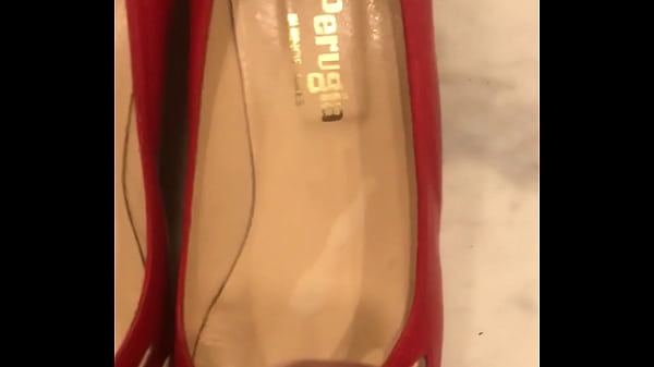 Download Video - Red shoes cumshot