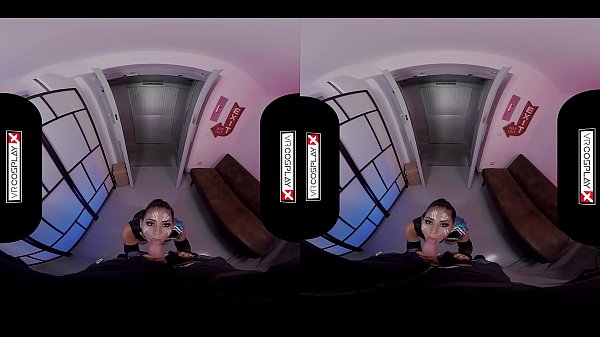 VRCosplayX.com Introduce Aysha X As Valkyrie With Thor's Hummer Dick