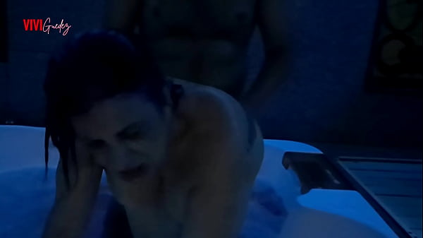 Instead of getting mad at him, she got a huge fire in her pussy that ended with her giving her pussy to the guy.