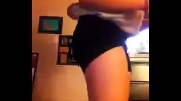 thumb bubble butt tee n