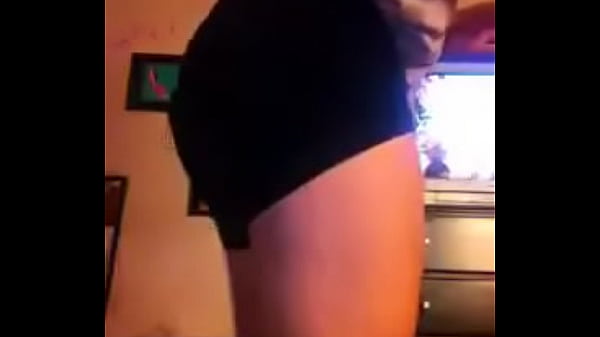 thumb bubble butt tee n