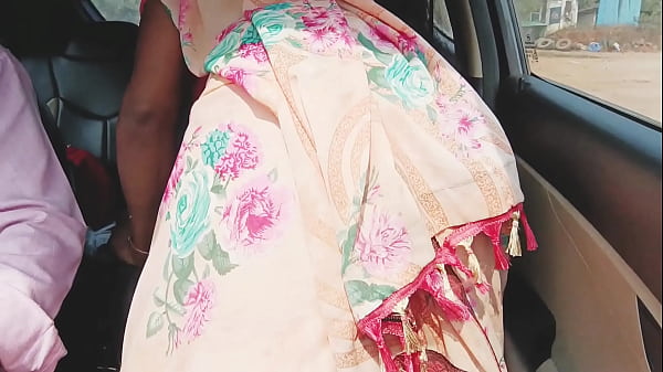 Download Video - Desi hot aunty car sex romantic dirty talks&period; Telugu adio&period;