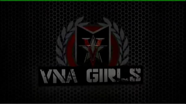 The Nympho In Pink Penny Pax Dildo Fucks Her Soaking Wet Pussy!