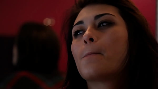 Raven Rockette gets her rockstar Pussy Scissored by Manager Jayden Jaymes