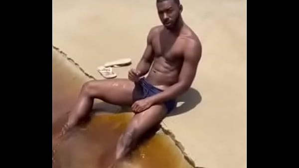 Download Video - flagrado na praia