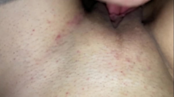 Real amateur couple rough fingering and stretching