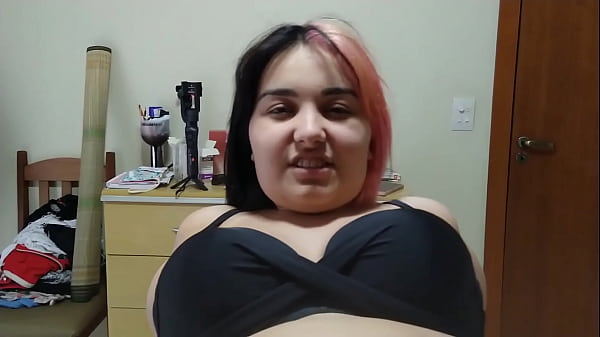 I'm a young, pregnant nymph who loves to bounce on a cock.