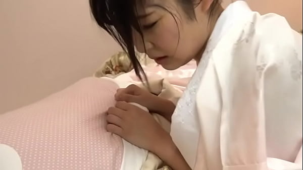 [Furisode x 18 years old] Shocking POV video of a fair-skinned beauty, a Miss Campus winner from Japan, who looks great in a kimono, filmed at the end of the ceremony, with the possibility of deleting it 2