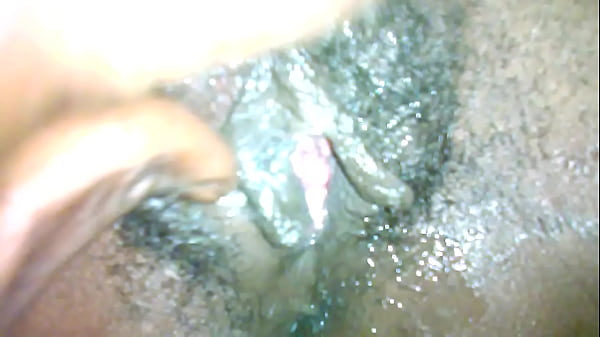 Download Video - Rubbing her pussy