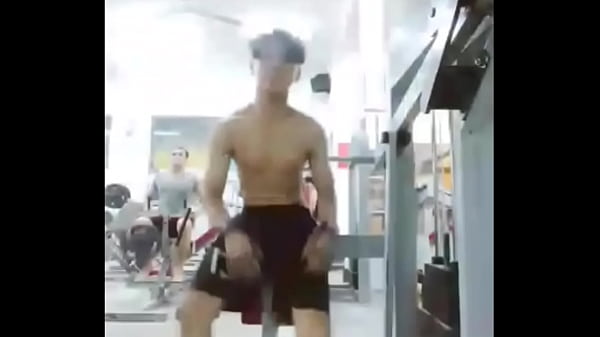 Trai trẻ mới lớn ngọt nước tuyển bà già nhảy đầ...