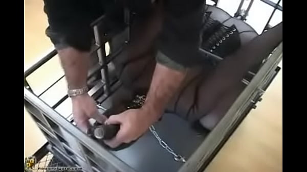 caged slave 4 days bdsm