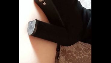 GretaLa - milf pelosa in stivali