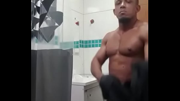 SEGURAN&Ccedil;A SARADO GOSTOSO MOSTRANDO A ROLA