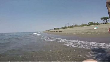 Beach Day with Goddess SexyDea – Lucky Guy Oils & Worships My Big Booty!