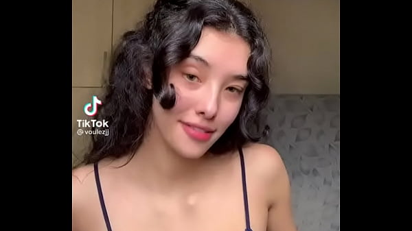 Show here big tits