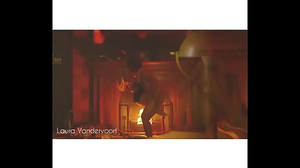Sexy Laura Vandervoort in control