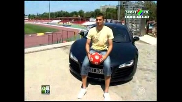 Goluri si Goale ep 5 Gina si Roxy (Romania naked news)
