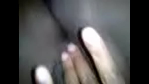fat wet ebony pussy finger