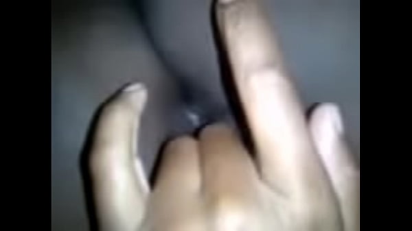 fat wet ebony pussy finger