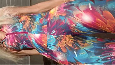 Sara Jay Passes A Fast Dildo ON The Clit As She Finger Fucks Herself