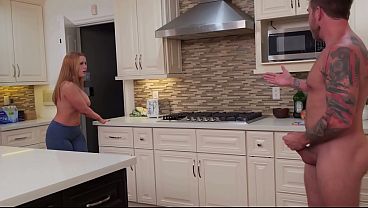 Pawg Stepsis Catches Me Jerking to Her, Then Lets Me Fuck Her - Zoey Uso, Steve Rickz