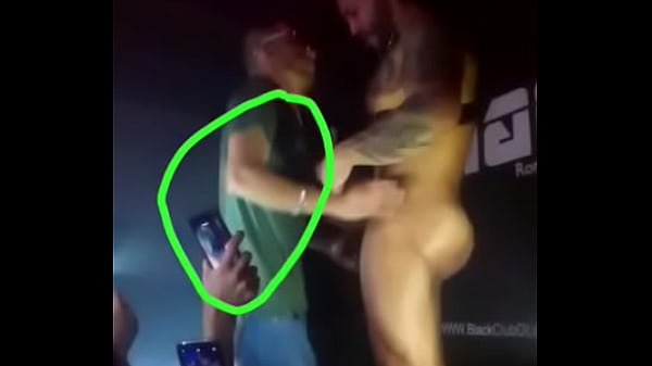 Lujuriosas por la verga del actor porno VIKTOR ...