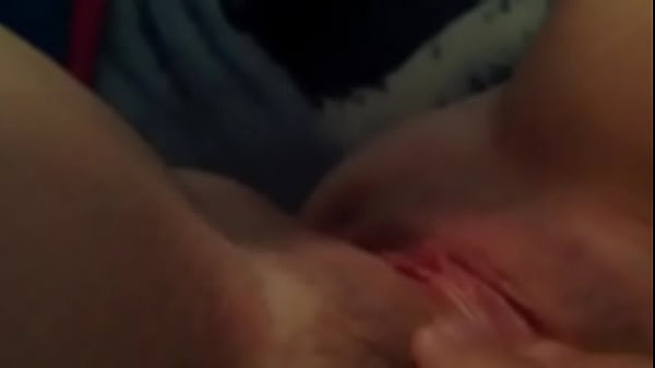 girl fingers self