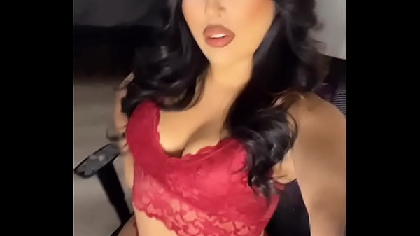 Esmeralda ready for boss money