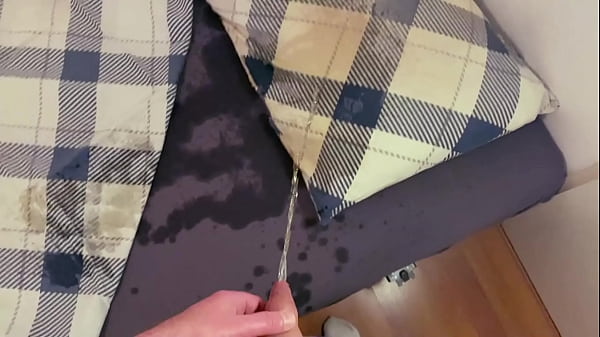 Pissing on my bed. Goodnight, Neo