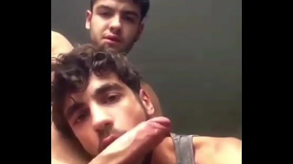 Compilation De Seins Chauds - Gay Bananas Brasil