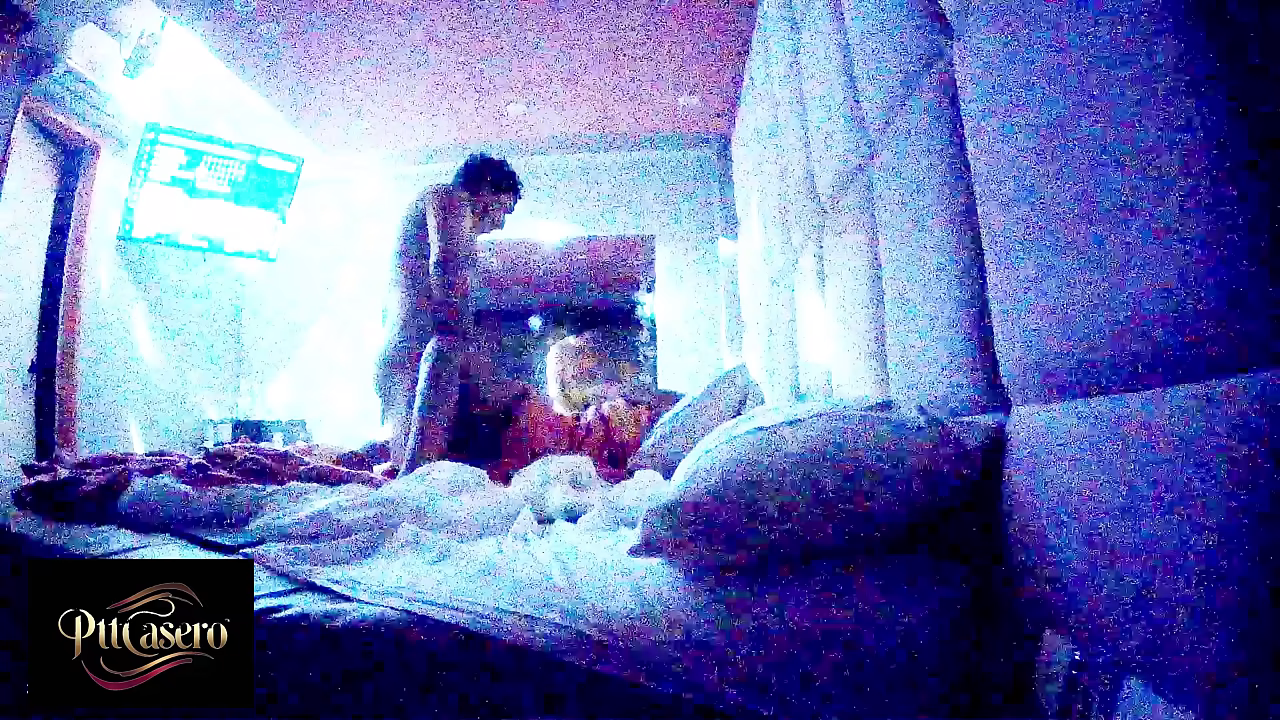 No me aguante y se me sali&oacute_ en la panza de la negrita (FLASH - FLASH - FLASH)