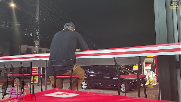 I seduced a man at the bakery and we went to fuck in the car in the parking lot.