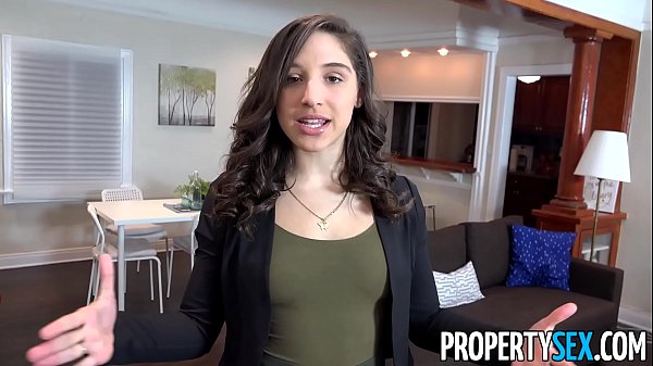 Estudiante universitario se folla a un agente inmobiliario de culo caliente