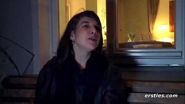 Rösi Rubs Her Shaved Pussy