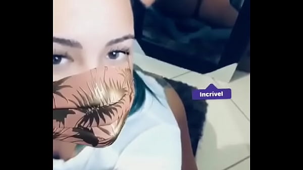 thumb rolled up