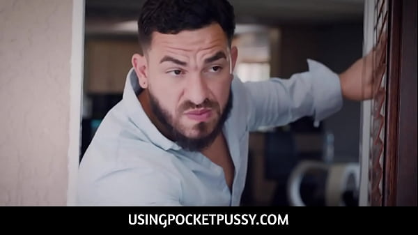 UsingPocketPussy - FreeUse 小さなアジアの若い女性の継娘は借金のための性交のおもちゃです - ペイズリー・ペイジ、ピーター・グリーン