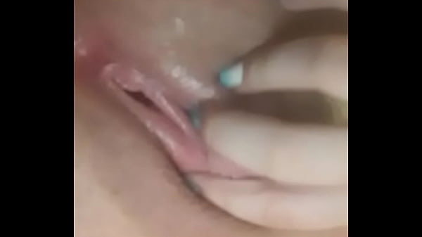 thumb dripping wet