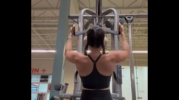  Lat Pull Downs Improves Upper Body Strength Evansfitnessclub Augusta  Georgia #latpulldown #latpulldowns #back #bac    