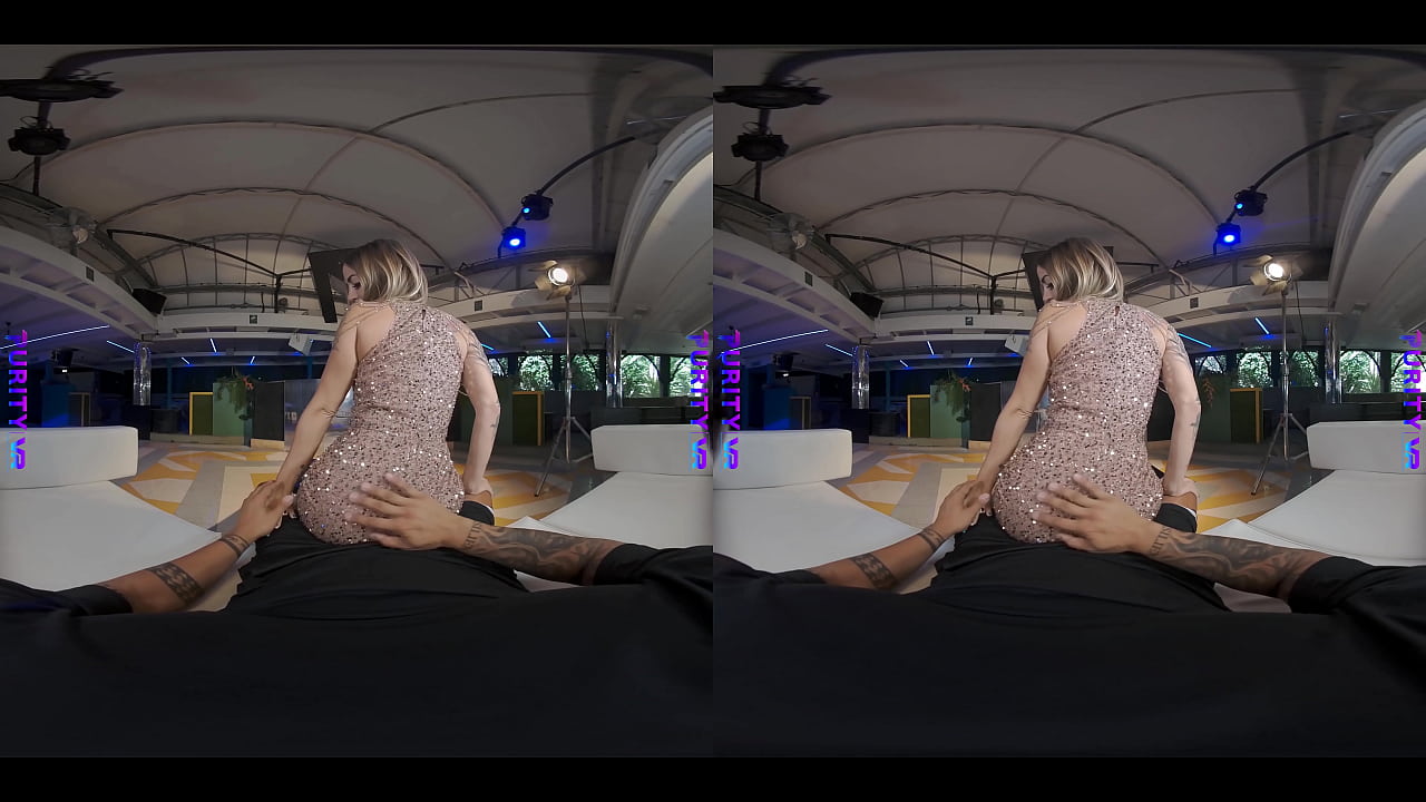 PURITY VR Marika Milani se llena de esperma
                    blonde sexy 3d pornstar milf blowjob handjob riding POV cowgirl cum in mouth 1 on 1 wet pussy beautiful face pretty face dick sucking lips blowjob 3d virtual reality vr big boobs 3d huge cumshot 3d sexy outfit 3d filled with cum 3d cute outfit 3d muchos negros