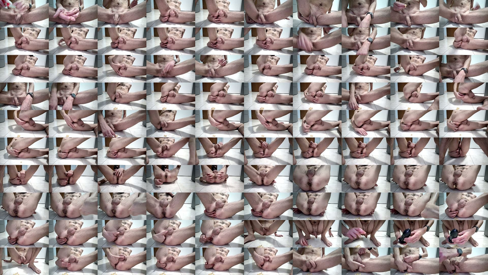 Stuffing candies in my ass and fingering it 预览图