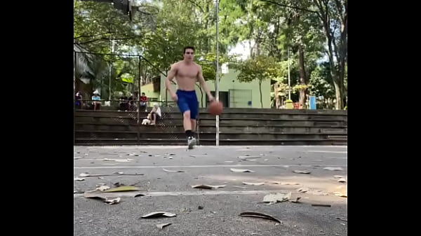  Quem Me Lambe Depois Do Treino?!